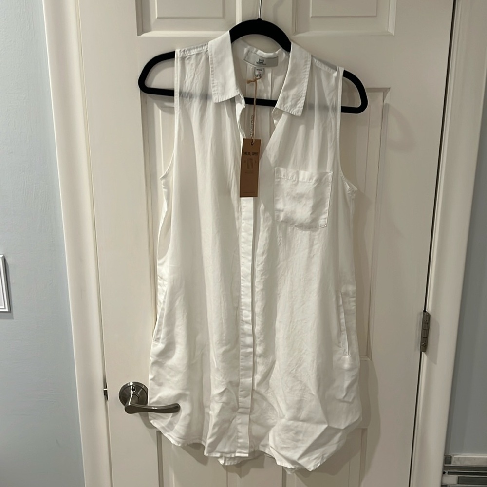 NWT Thread & Supply white sleeveless blouse dress, size medium